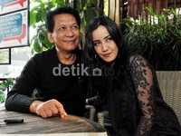 Keduanya pun terlihat mesra di acara tersebut. Pool/Noel/detikFoto.