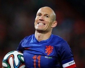 Belanda Pakai 5 Bek untuk Persempit Ruang Gerak Spanyol