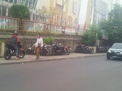 Parkir Liar Sudah Biasa