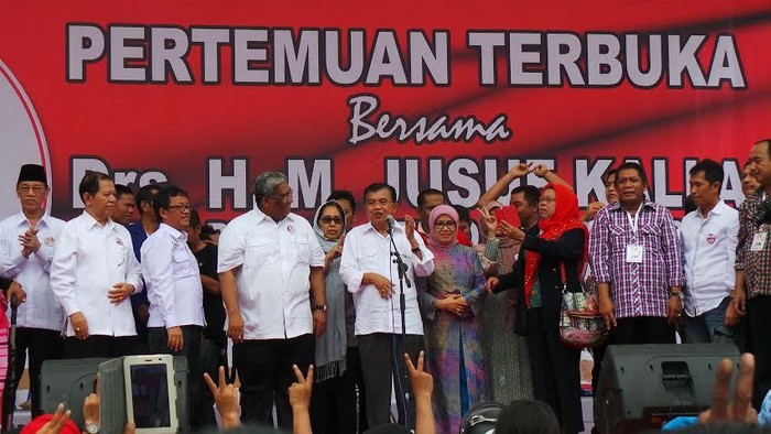 Kampanye di Kendari, JK Janjikan Pendidikan dan Kesehatan Lebih Baik