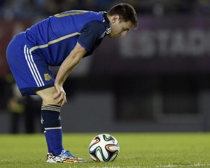 Sabella Soal Kebiasaan Muntah Messi