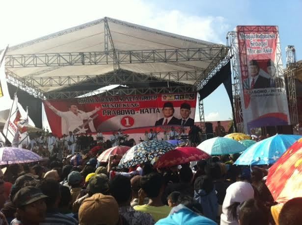 Rhoma Irama Goyang Kampanye Prabowo di Lampung Selatan
