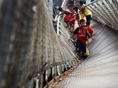 Jembatan Gantung di Grogol Rusak