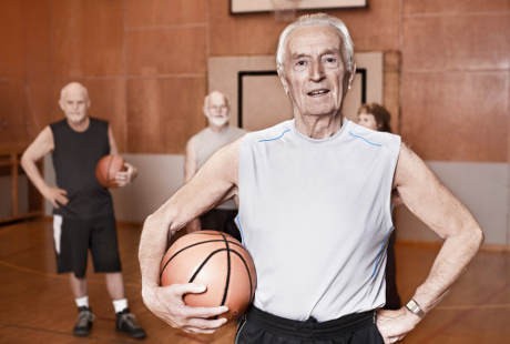 Jangan Malas! Sudah Lansia Tetap Harus Olahraga Lho!