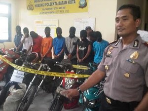 Curi Motor Baru, 5 Siswa SMU Anggota Geng Motor BFC Dibekuk
