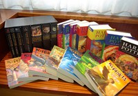 Empat Fakta Tentang Penulis Terlaris JK Rowling