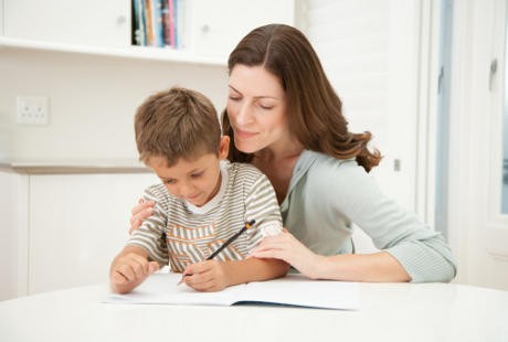 Jadi Orang Tua Tunggal, Ibu Tetap Bisa Jadi Single Mom yang Sehat