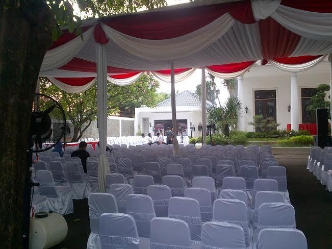Kubu Prabowo-Hatta Tonton Debat Capres di Rumah Polonia