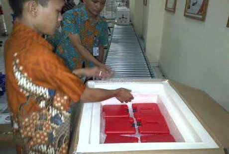 Yuk, Mengenal Proses Pengemasan dan Distribusi Vaksin