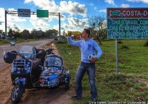 Naik Vespa dari London ke Brasil Demi Piala Dunia