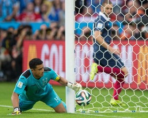 Deschamps: Teknologi Garis Gawang Solusi Bagus, tapi...