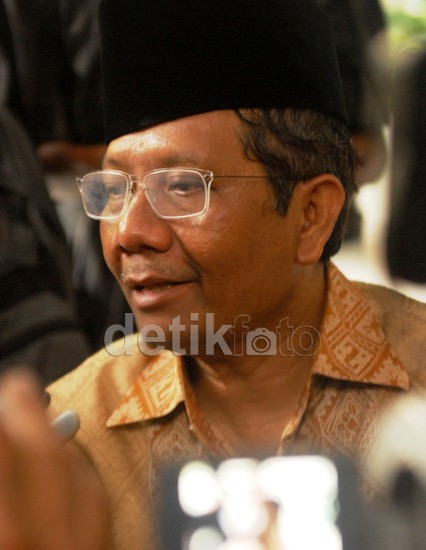 Kata Mahfud MD Soal Akil Mochtar yang Dituntut Hukuman Seumur Hidup