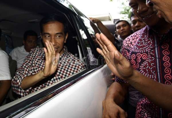 Jelang Penutupan Dolly, Jokowi: Sudah Harus Ada Solusi Konkret!