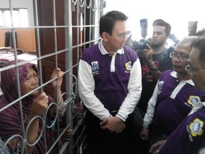 Ahok Blusukan ke Panti Sosial, Beri Bantuan Senilai Rp 9 M