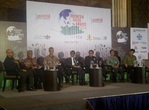 Jadikan Bandung Kota Hijau, Ridwan Kamil Raih Penghargaan