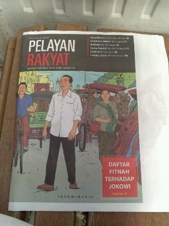 Relawan Jokowi Sebarkan Tabloid Pelayan Rakyat dari Cikini Hingga Grogol