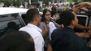 Ini Gaya Kahyang Ayu, Anak Perempuan Jokowi Kala Ikut Berkampanye