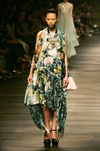 Biyan Wanaatmadja Seruni Annual Show 2014 at Grand Ballroom Hotel Mulia. Senayan. Jakarta. [Foto: Mohammad Abduh/Wolipop]