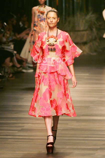 Biyan Wanaatmadja Seruni Annual Show 2014 at Grand Ballroom Hotel Mulia. Senayan. Jakarta. [Foto: Mohammad Abduh/Wolipop]