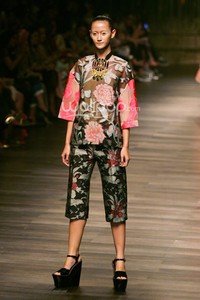 Biyan Wanaatmadja Seruni Annual Show 2014 at Grand Ballroom Hotel Mulia. Senayan. Jakarta. [Foto: Mohammad Abduh/Wolipop]