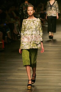 Biyan Wanaatmadja Seruni Annual Show 2014 at Grand Ballroom Hotel Mulia. Senayan. Jakarta. [Foto: Mohammad Abduh/Wolipop]