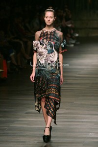 Biyan Wanaatmadja Seruni Annual Show 2014 at Grand Ballroom Hotel Mulia. Senayan. Jakarta. [Foto: Mohammad Abduh/Wolipop]