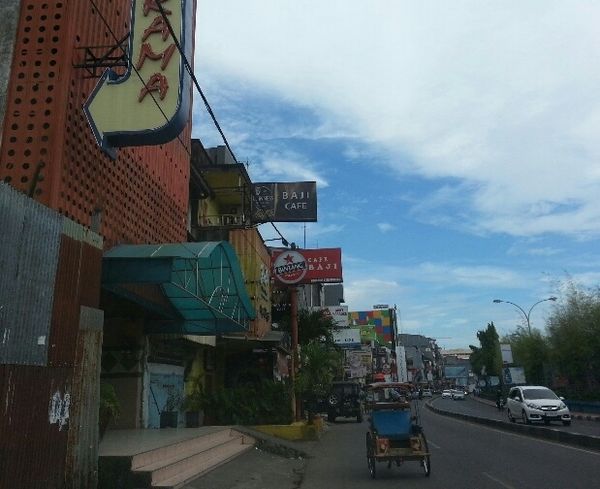 Mengintip Praktik Prostitusi Tersembunyi di Makassar Mengintip Praktik Prostitusi Tersembunyi di Makassar