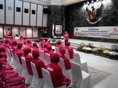 Lepas 65 Atlet Difabel ke Makassar, Ini Pesan Ahok