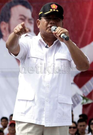 Prabowo Ingin Pengusaha Lokal Pimpin Industri Dalam Negeri