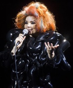 Bjork, Pamerkan Karya Tentangnya di New York
