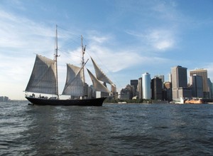 Harus Dicoba di New York, Berlayar dengan Manhattan by Sail