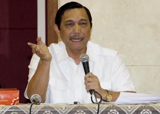 Timses Prabowo Bantah Keterangan Wiranto, Luhut: Kampungan!
