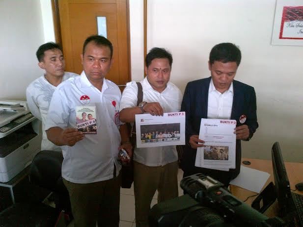 Tim Prabowo-Hatta Resmi Laporkan Wimar ke Bawaslu Soal Gallery of Rogues