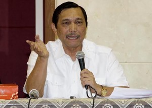 Cerita Luhut Tentang Jokowi yang Culun dan Tak Mau Kayu Spanyol