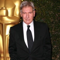 Patah Kaki di Lokasi Syuting, Harrison Ford Dioperasi