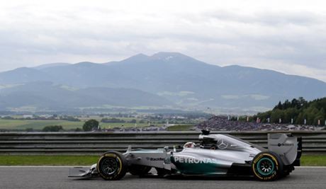 Giliran Hamilton Tercepat, Rosberg Kedua