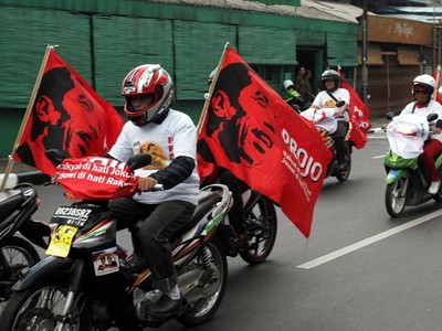 Blusukan Melawan Fitnah