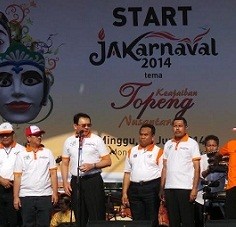 Pukul Rebana, Ahok Buka Jakarnaval 2014