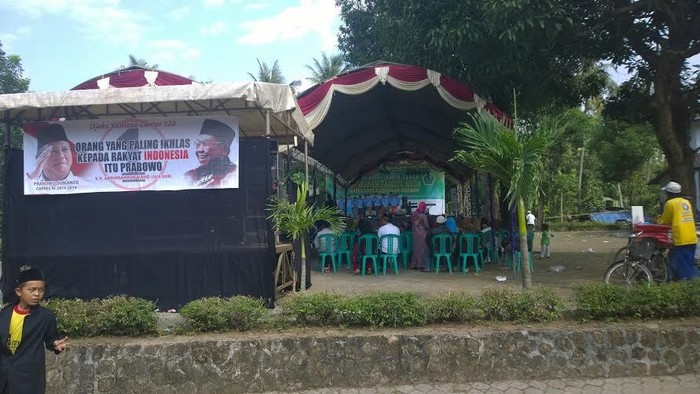 Ribuan Santri dan Ulama Cirebon Doakan Prabowo-Hatta