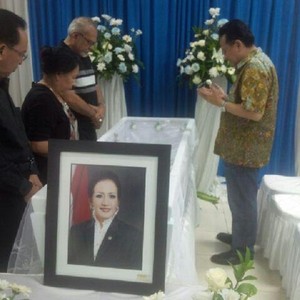 Anggota DPD Asal Sulteng Silvianna Henrdiete Meninggal Dunia