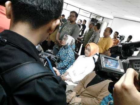 Airin Dampingi Wawan Hadapi Sidang Vonis