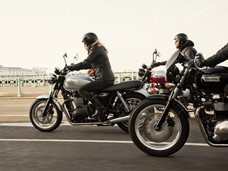 Belasan Model Triumph Serbu Pasar Moge Indonesia