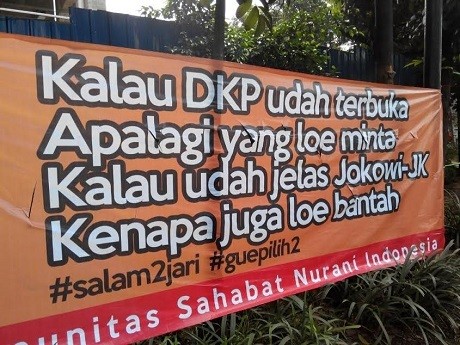 Spanduk DKP Udah Terbuka, Apa yang Loe Minta Bertebaran di Jaksel