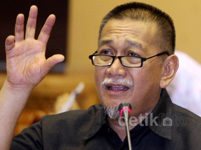 Deddy Mizwar Bahas UU Perlindungan Anak