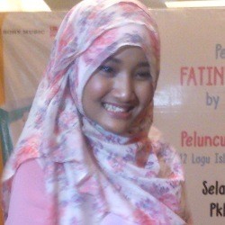 Sambut Bulan Ramadan, Fatin Rilis Album Kompilasi Religi