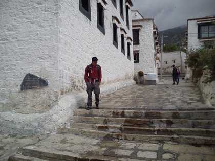 Tinggalkan Lhasa, Haji Backpacker Bergeser ke Kota Terbesar Kedua di Tibet