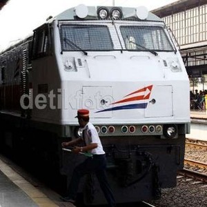 Jelang Mudik, Pemerintah Siapkan Pesawat Sapu Jagat Hingga 32 Kereta Tambahan