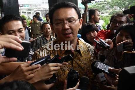 Ahok Harap KPK Tergerak Usut Kasus Bus Transjakarta