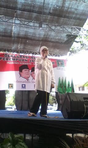 Kampanye di Surabaya, Okke Rajasa: Prabowo-Hatta Menjunjung Tinggi Perempuan