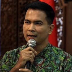 Krisna Mukti Sembunyikan Pernikahan karena Malu?